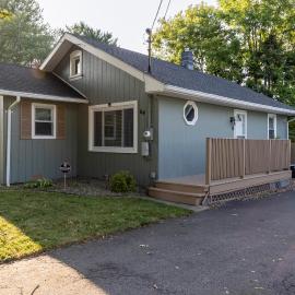 Seabreeze Lakeside Getaway, hotel a Irondequoit