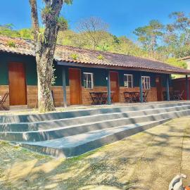 Chalé Damata, hotel in Ubatuba