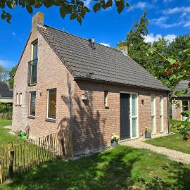 Vakantiewoning maas en waal 90, hotel en Ewijk