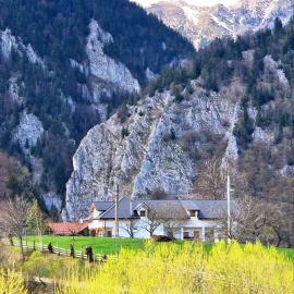 The Origin ● Mountain Guesthouse ● Magura, hotel in Măgura