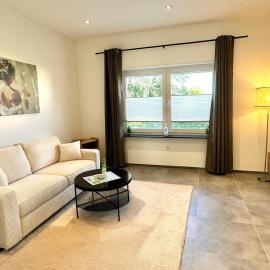 Relax Home Eschweiler Sauna & Gemütlichkeit, WLAN, Netflix, Kingsize Betten, Enspannung, hotel en Eschweiler