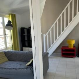 Duplex au calme Place de l'Horloge Clim Wi-Fi