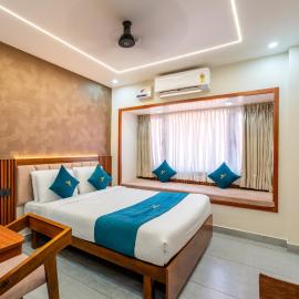 Daan Cosmoss Inn, Medical College, Kumarapuram, Trivandrum, hótel í Trivandrum