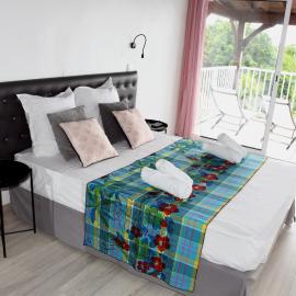 Duplex Rose Porcelaine - Vue Mer- Malendure, hotel din Bouillante