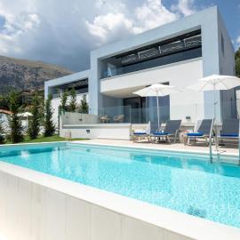 Nissaki Blue Villas - Lili & Leila By White Dream Villas、ニサキオンのホテル