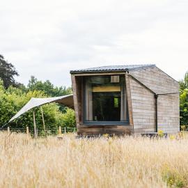 Tiny House Stijl & natuur nabij Brugge!, hotel u gradu 'Beernem'