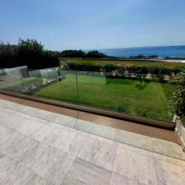 Saroné Villa โรงแรมในอานาวีซอส