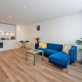 Contemporary & Bright 1 Bed Apartment in Gravesend