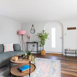 Ivy Mews Barn in Village Sleeps 2