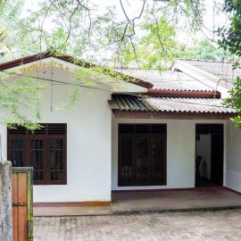 Minki's HOME, hotel in Batapola