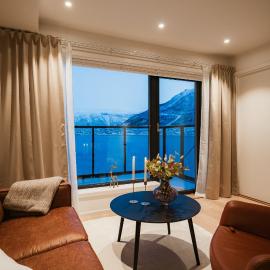 Aurora Two - Oceanfront Suite