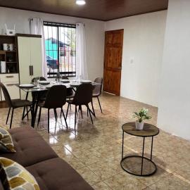 Sonrisas del Arenal, cerca de La Fortuna de SC, hotel a Chachagua