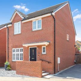Detached Modern 3 Bedroom House, hotel in Wincanton