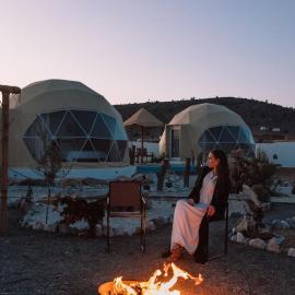 Jabal shams domes: Sa‘ab Banī Khamīs şehrinde bir otel