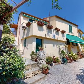 Ai Cinque Campanili, hotel v mestu Finale Ligure