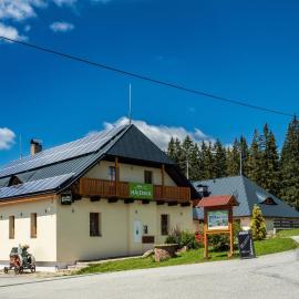 EA Horský Hotel Hájenka, hotel en Modrava