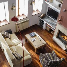 Acogedor apartamento rural para escapada tranquila, hotel in Puente la Reina