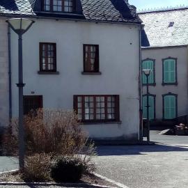 gite chez Régine, hotel a Marcenat