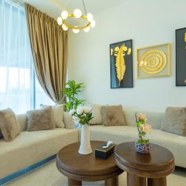 Stylish 2BR Stay - Elegant Al Raha Haven Escape
