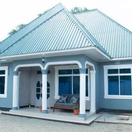 Rest and Stay Minutes from Kilimanjaro Airport, Hotel in Arusha