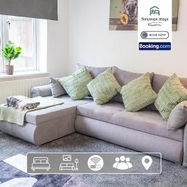 Charming Entire House By Newman Stays Short Lets & Serviced Accommodation Bingham With Free WiFi, Smart TV & Great Location, hotel in Bingham