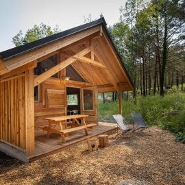 Huttopia Barcelona Pirineos, hotel em Guardiola de Berguedà