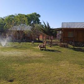 Cabañas bola 8, hotel i Barreal