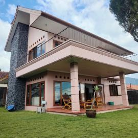 Villa Sulthon, hotel in Tawangmangu