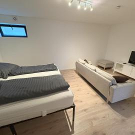 Modernes 2 Zimmer Souterrain Apartment - zentral - nahe Hamburg & Lübeck, Hotel in Bad Oldesloe