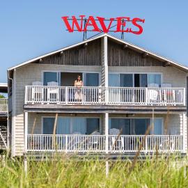 Waves Oceanfront Resort, hotel din Old Orchard Beach