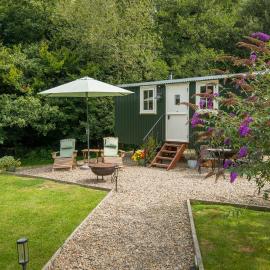 Collen, hotel i Llanarth