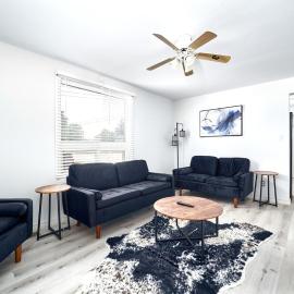 Centrally located 3BDRM home in CityCore!