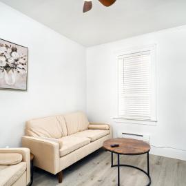 Bright Quiet One Bedroom Apartment