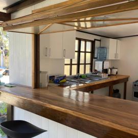 NHN Lodge, hotel en Avatoru