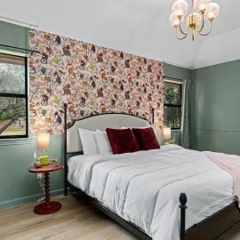 Bubble Bungalow - Cowboy Pool Hot Tub & Firepit, hotel in Fredericksburg