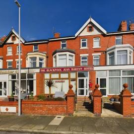 Pinnacle Hotel & Suites formerly Jean Martyn Hotel Near Central Blackpool, Near Beach & Attractions