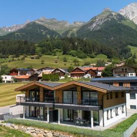 Chalet Pettneu am Arlberg - Top 1, hotel in Sankt Anton am Arlberg