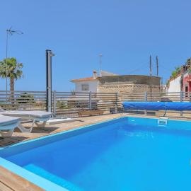 Benajarafe Family Cottage with Pool & Sea Views