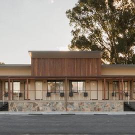 New Crossing Place Motel, hotel u gradu Seymour