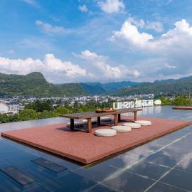 Zhangjiajie Qishi Li Cave Homestay of East Gate Entrance of Zhangjiajie National Forest Park, hotel i Hanqiyu