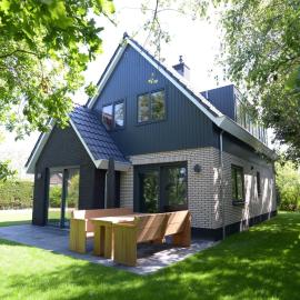 Villa in Texel near Beach and Nature Reserve, hotel in Westermient