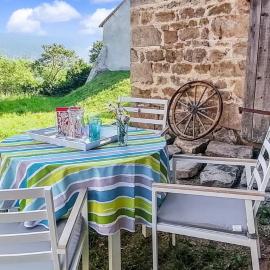 Gîte Chez Amélie, hotel v mestu Le Monestier
