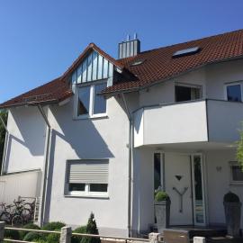 Gästezimmer Hausäckerweg โรงแรมในแอร์ลังเงิน