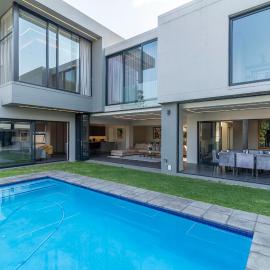 Thalia House، فندق في جوهانسبرغ
