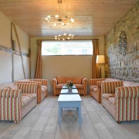 Viesnīca Group Villa with Sauna pilsētā Amonines