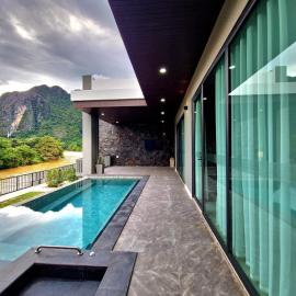 Song View Pool Villa, hotel in Vang Vieng