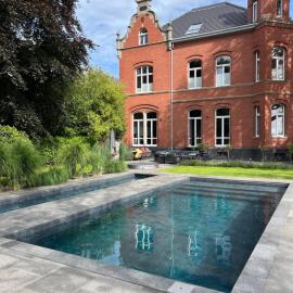 Tönisvorst में, होटल Herrenhaus mit Pool-Landschaft