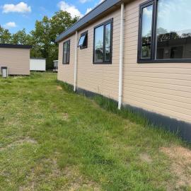 Chalet with nice garden