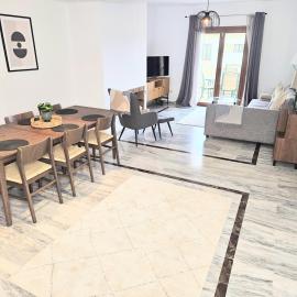 Monte Duquesa Luxury 2 Bed with pool close to Port and Beach, hotel in Manilva