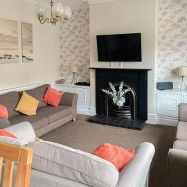 Upper Floors At The Lawns, hotel in Filey